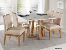 Conjunto Mesa de Jantar Versatile Servia com 04 Cadeiras 1.10 x 1.10 Quadrada